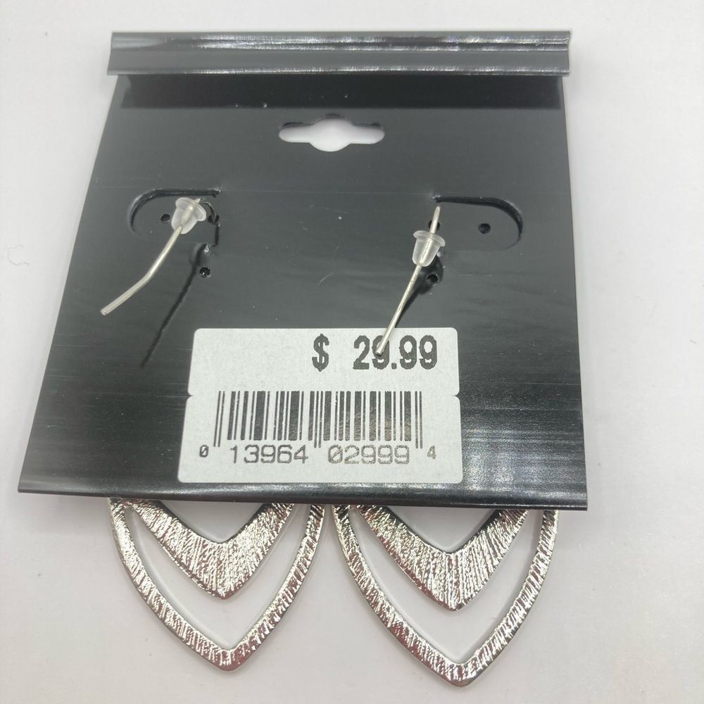 New Women’s Katheryn Kent Silver Sparkle Enamel Tear Drop Earrings - Picture 3 of 4